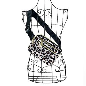Leopard Print Crossbody Bag Fanny Pack, 4 Zippered Compartments, Like New!